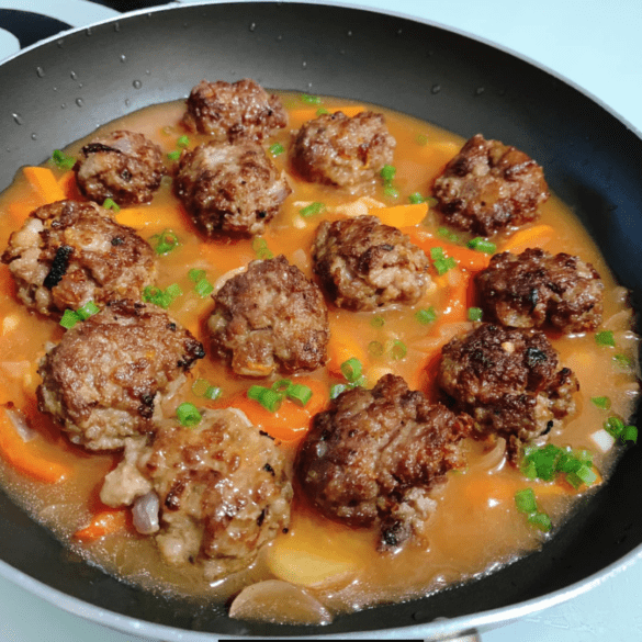 Sweet and Sour Meatballs with Jelly